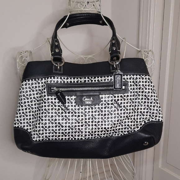 Coach Monochrome Patterned Shoulder Bag - Picture 1 of 11